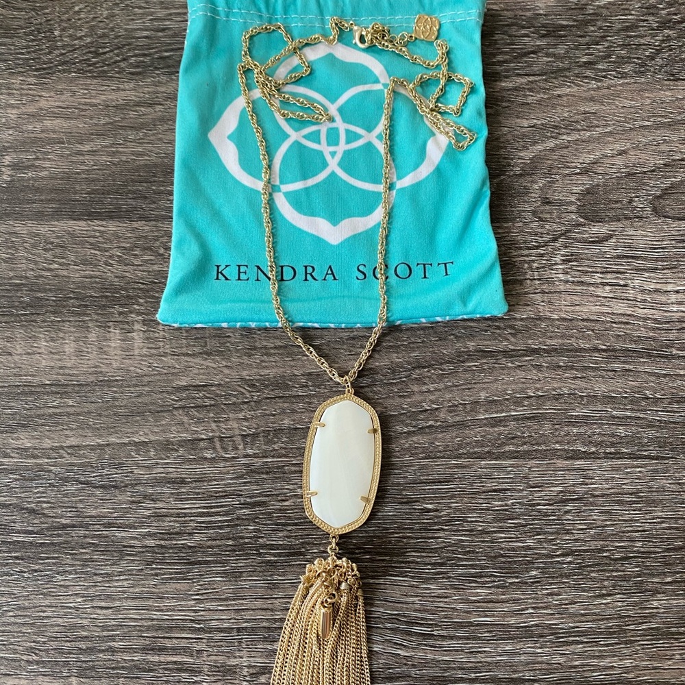 Kendra Scott Rayne Necklace Gold Ivory Pearl